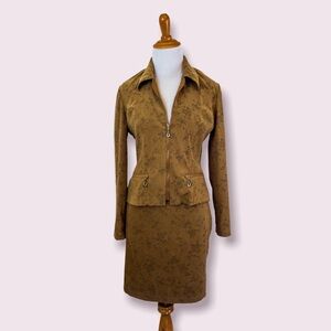 Gorgeous camel colored 2 piece skirt and zip up blazer set